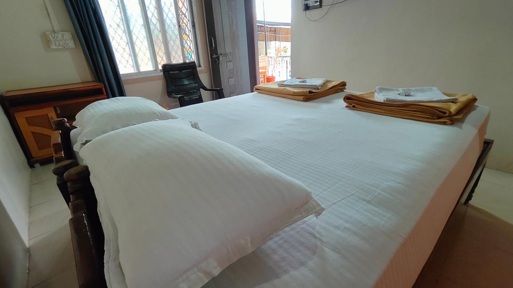 Rocky Guesthouse هامبي المظهر الخارجي الصورة