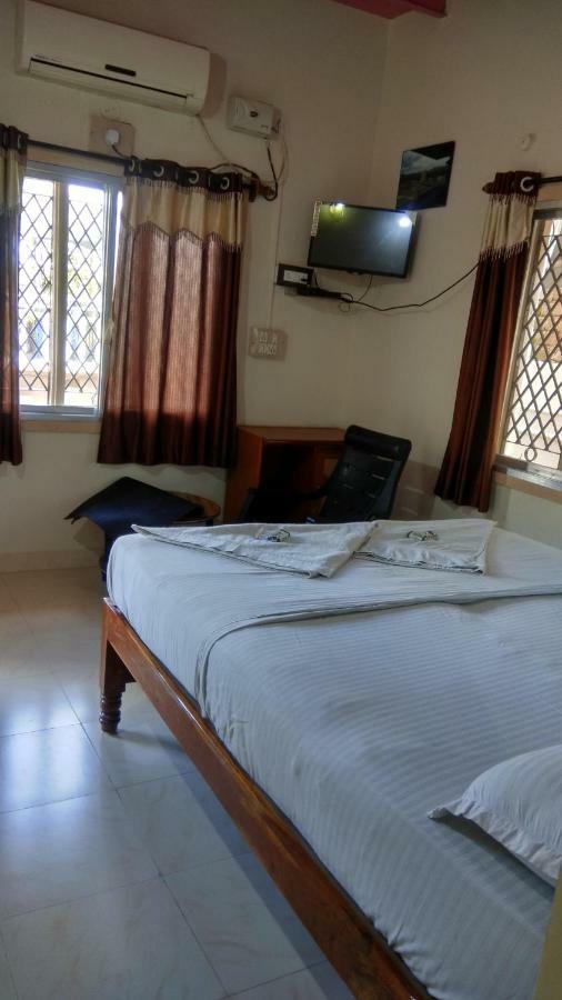 Rocky Guesthouse هامبي المظهر الخارجي الصورة